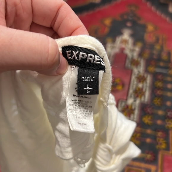 Express Crochet Halter and Shorts Set - Picture 4 of 5